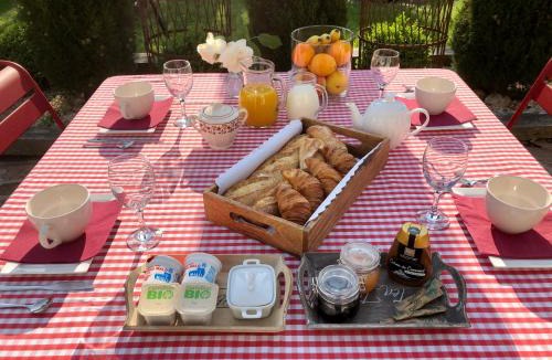 Pontorson Bed & Breakfast | Le Grenier du Jardin