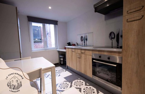 Lens Apartment | Le Grenier, Wifi, 2 pers, Centre ville, Bollaert