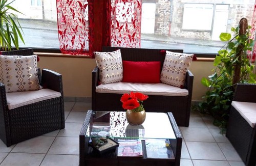 Ambrieres-les-Vallees Hotel | Le Gue de Genes