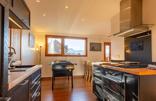 Challes-les-Eaux House | LE GYPAETE - CHALLES LES EAUX