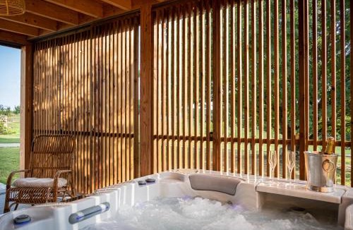 Flere-la-Riviere House | Le Hameau de la Closerie