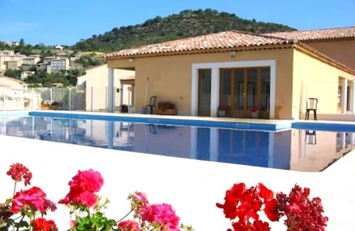 Montbrun-les-Bains House | Le Hameau des sources