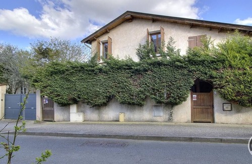 Sathonay-Camp Apartment | Le Happy Studio - SATHONAY-CAMP