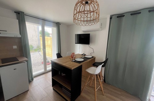 Tain-l'Hermitage Apartment | Le happynous cosy, air-conditioned, wifi, private parking