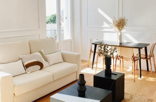 Deols Apartment | Le Haussmann ⸱ Stationnement gratuit ⸱ Fibre