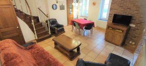 Fumay House | Le haut clocher