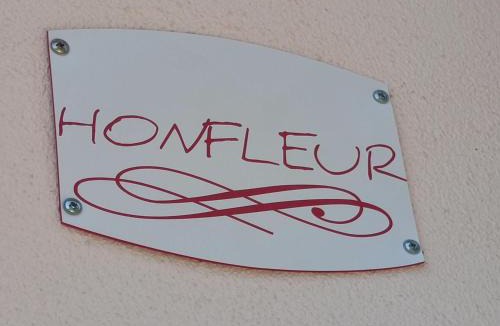 Ceret House | Le Havre de Paix