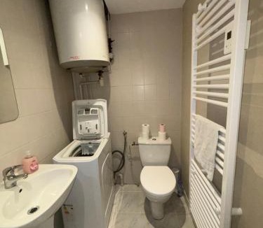 Roanne Apartment | Le Havre de Paix