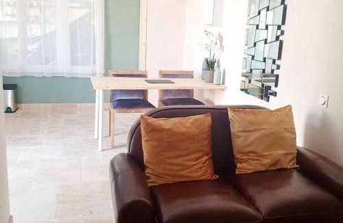 Sabran Apartment | Le Havre des cascades
