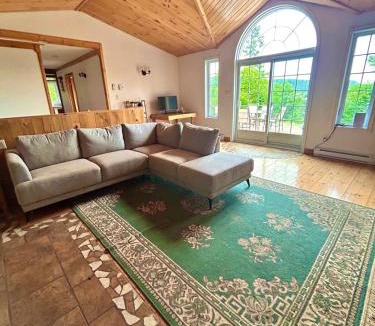 Lamarche Ski Chalet | Le Havre Du Huard