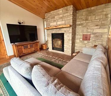 Lamarche Ski Chalet | Le Havre Du Huard
