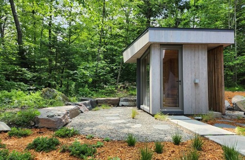 Eastman House | Le Hibou - Eastman