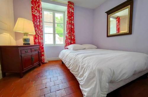 Druyes-les-Belles-Fontaines Villa | Le Home Chanzy