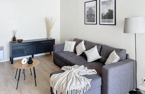 Margny-les-Compiegne Apartment | Le Horance Balcon et parking