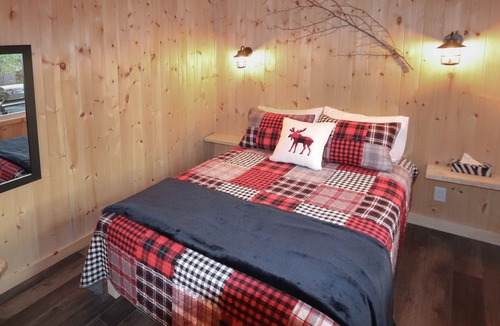 Shannon Ski Chalet | Le Huard Chalet au Bord de L'eau Avec spa