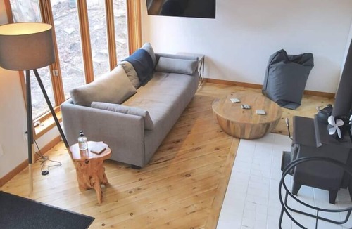 North Hatley Ski Chalet | Le Huard - Chalet rustique de luxe à North Hatley