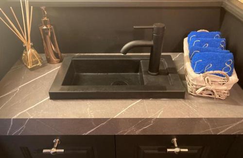 Fumay House | Le Huit