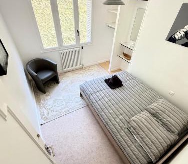 Jacob-Bellecombette Apartment | Le Jacobin - 3 Chambres, Balcon & Parking