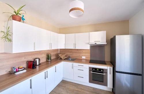 Sud-Gare Apartment | Le Jacques Cartier - appartement T2 - terrasse et parking