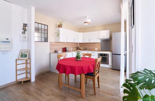 Sud-Gare Apartment | Le Jacques Cartier - appartement T2 - terrasse et parking