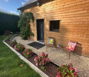 La Riviere-Saint-Sauveur House | Le jardin de Lokijoy