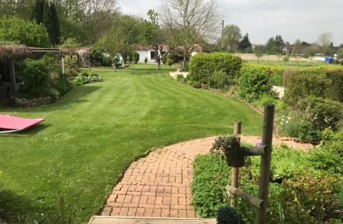 Drucat Bed & Breakfast | le jardin adele