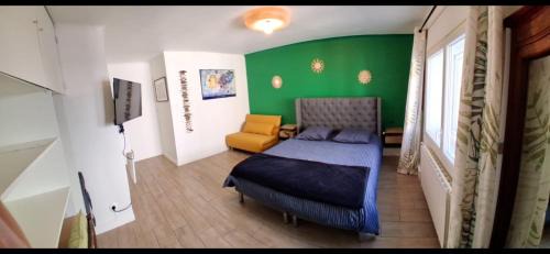 Montbazin Bed & Breakfast | Le jardin bernard PERRIER