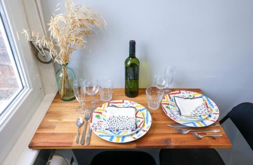Sainte-Anne - Faubourg Noyon Apartment | Le Jardin d'Amiens 2 pers 8 min Centre ville & Gare