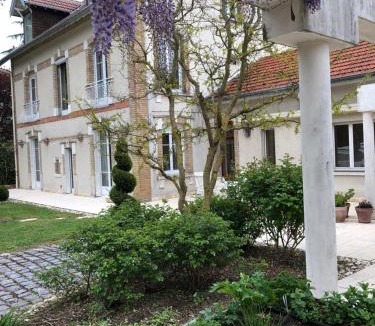 Fresnes-en-Woevre Bed & Breakfast | Le Jardin de Fresnes