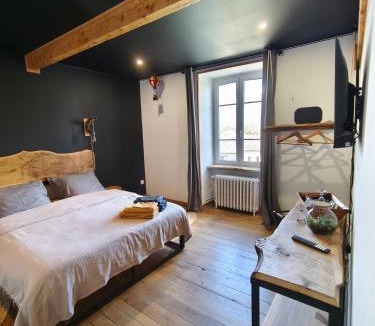 Rieupeyroux House | Le Jardin de la Guionie