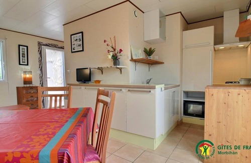 Plougoumelen House | Le Jardin des Agapanthes