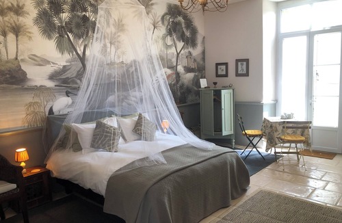 Chaix Bed & Breakfast | Le Jardin des Bosquets B&B beautiful chambre d'hote in a bucolic setting