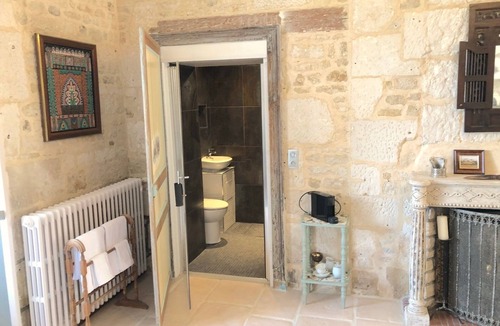Chaix Bed & Breakfast | Le Jardin des Bosquets B&B beautiful chambre d'hote in a bucolic setting
