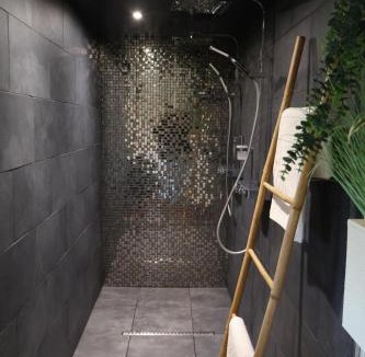 Fourmetot House | Le Jardin des Hespérides - Piscine intérieure, Jacuzzi et Sauna