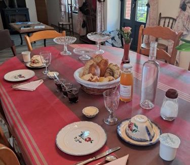 Coudeville-sur-Mer Bed & Breakfast | LE jardin