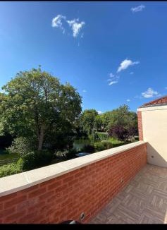 Arras House | Le Jardin Minelle