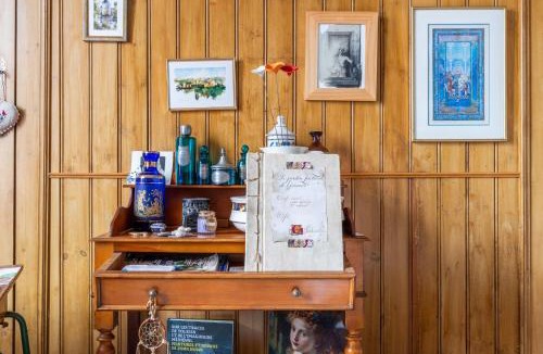 Chedigny Bed & Breakfast | Le Jardin Pictural De Garance