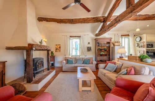 Laurac Villa | Le Jardin Secret - Four Bedroom Villa, Sleeps 8