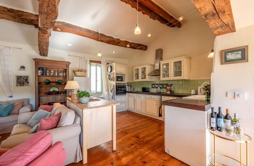 Laurac Villa | Le Jardin Secret - Four Bedroom Villa, Sleeps 8