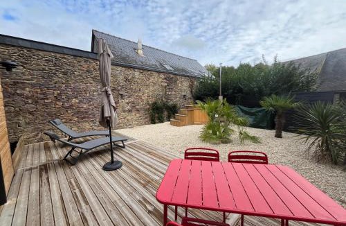 Loheac House | Le Jardin Secret