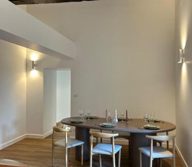 Saint-Heand Apartment | Le jardin secret