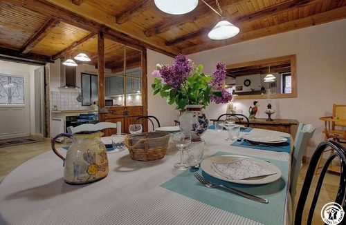 Tenay House | Le Jargoy - Tenay - Gîte