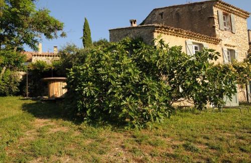 Chateauneuf-Val-Saint-Donat Bed & Breakfast | Le Jas de Péguier