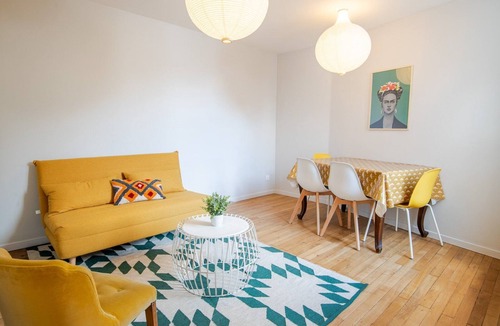 Amboise Apartment | Le Jaune - Appartement lumineux centre Amboise