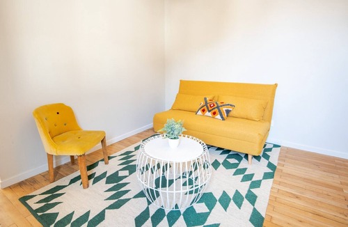 Amboise Apartment | Le Jaune - Appartement lumineux centre Amboise