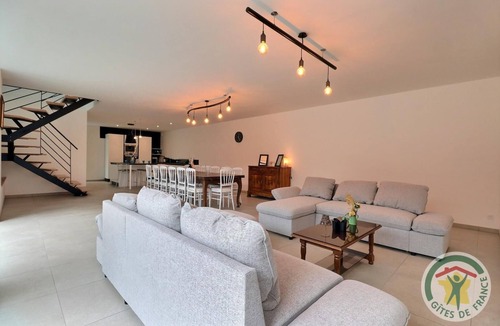 Parce House | Le Jaunouse - Parce - Gîte