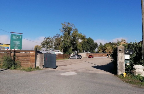 Genay Apartment | Le Jostel 4 - Chemin de la Petite Rive