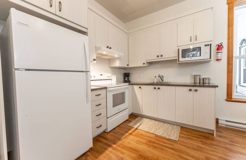 Quebec Apartment | Le Juliette | Exceptional site | BBQ & Office |
