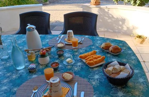 Saint-Remeze Bed & Breakfast | Le kalarino