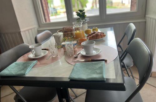 Saint-Felix-de-Lunel Bed & Breakfast | Le Kaymard